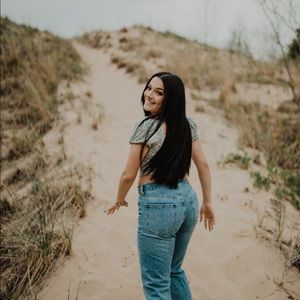 Meet the Posher, Nevaeh